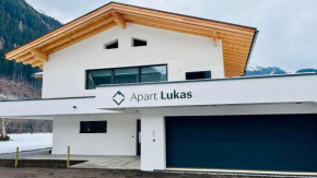 Apart Lukas